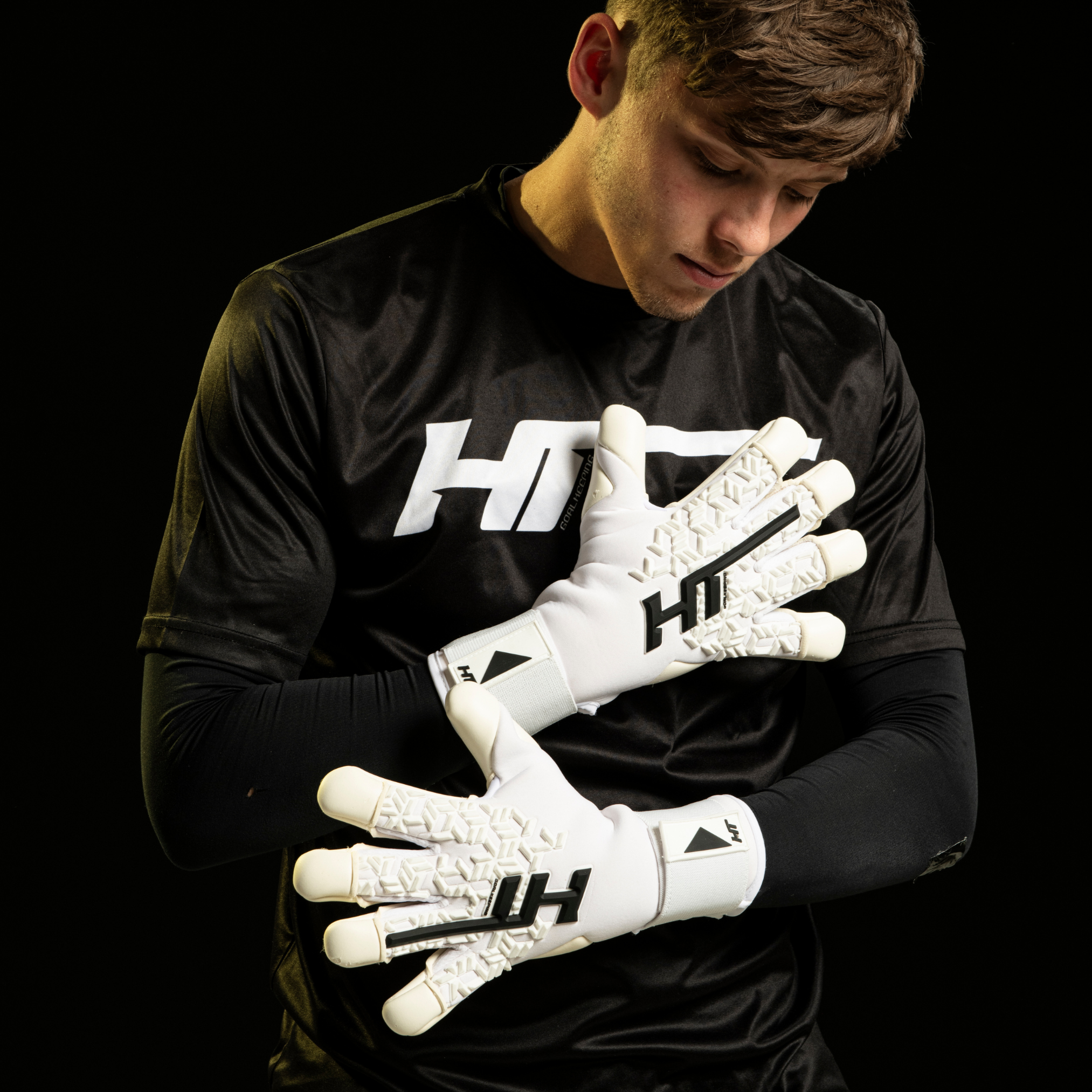 HT MANTA HYBRID CUT GOALKEEPER GLOVES