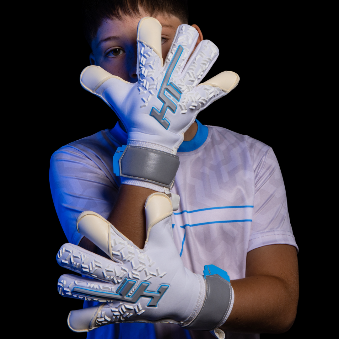 HT JUNIOR AURA VG3 CUT GOALKEEPER GLOVES