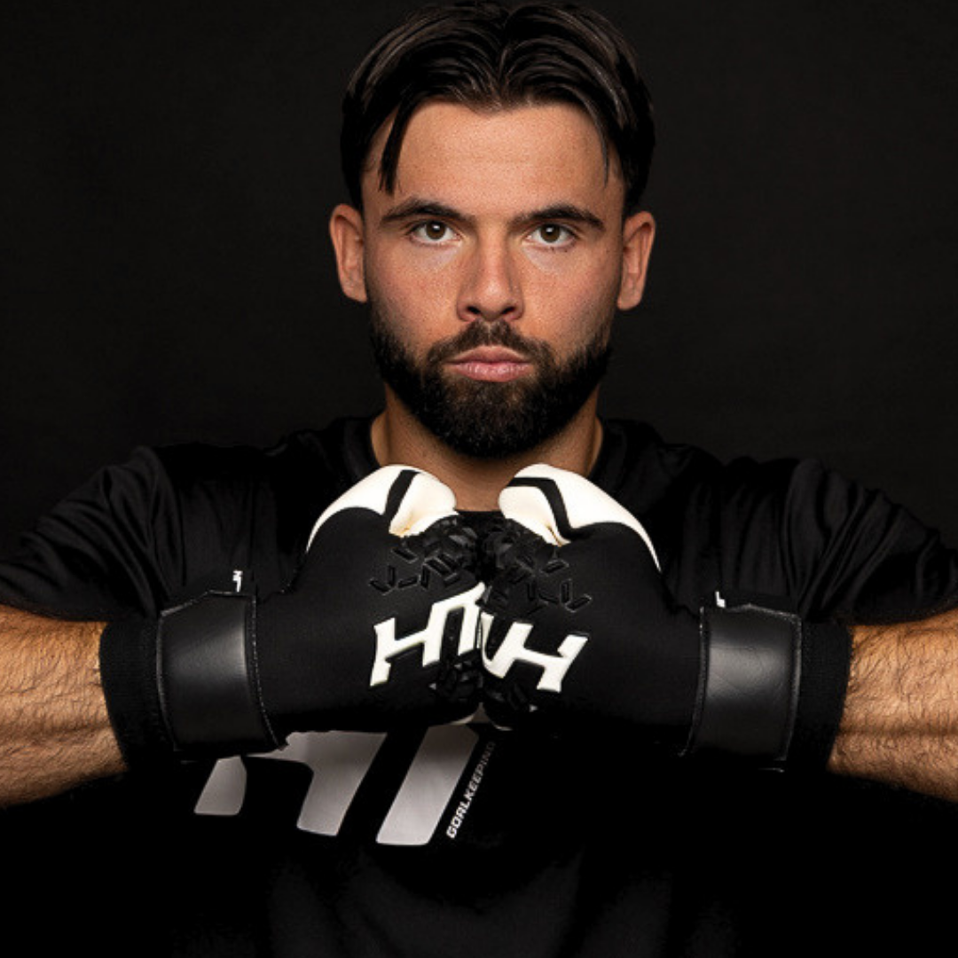 HT DNA BLACK VG+ CUT GOALKEEPER GLOVES